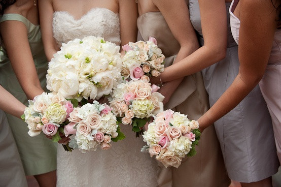How Much For Wedding Flowers
 How Much Is a Wedding Bouquet EverAfterGuide