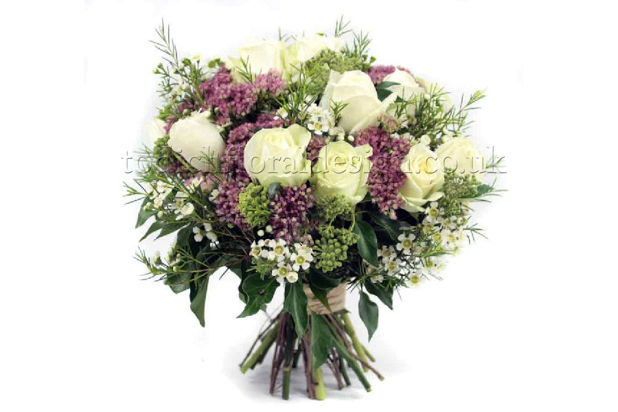 How Much To Spend On Wedding Flowers
 Cheap Wedding Flowers London Prices Bridal Bouquets