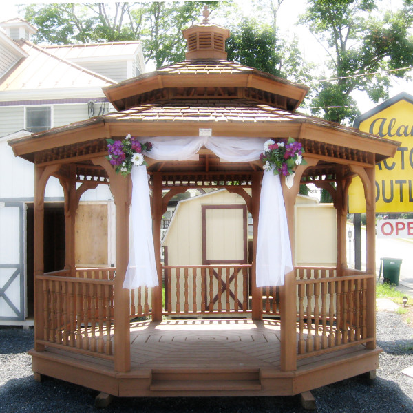 How To Decorate A Gazebo For A Wedding
 Have You Thought About A Gazebo For Your Wedding