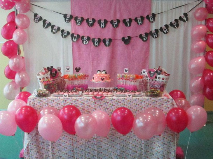 How To Decorate For A Birthday Party
 33 Minnie Mouse Themed Candy Buffet Ideas