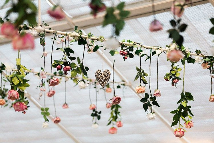 How To Diy Wedding Flowers
 Pretty Floral Wonderland DIY Wedding