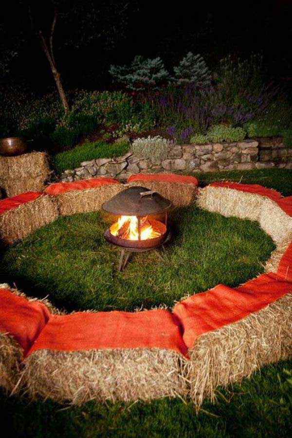 Ideas Decorating Backyard Halloween Party
 26 Awesome Outside Seating Ideas You Can Make with