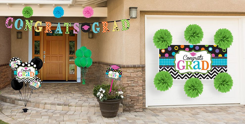 Ideas For Outside Graduation Party
 Outdoor Graduation Decorations