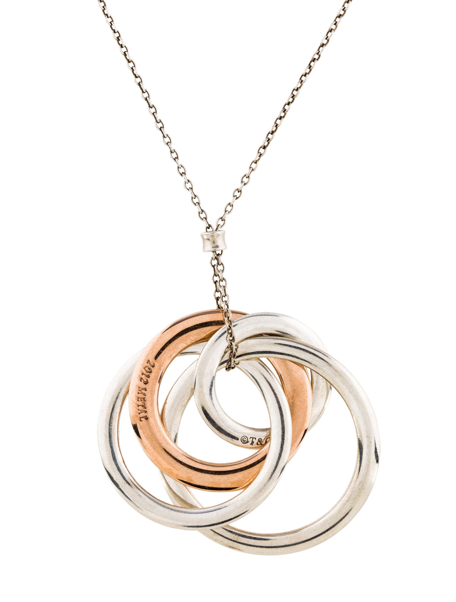 Interlocking Circle Necklace
 Tiffany & Co Interlocking Circles Pendant Necklace