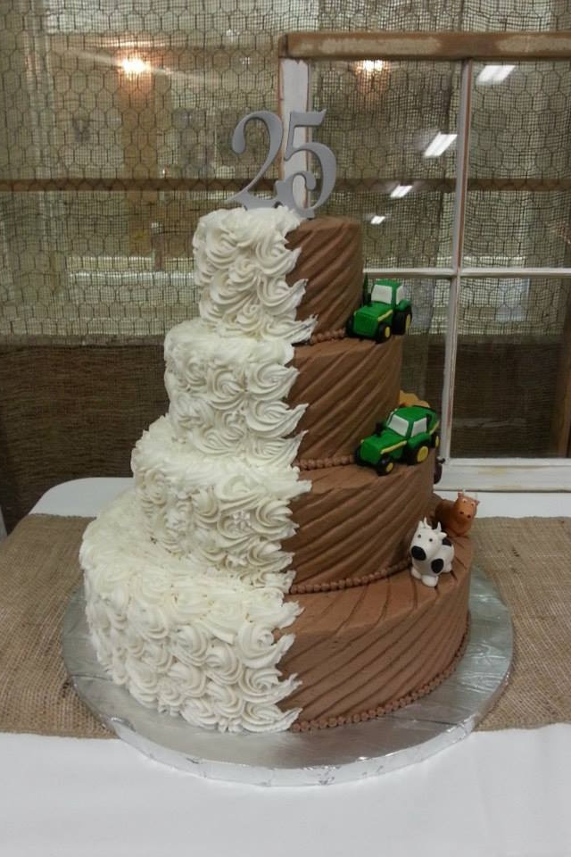 John Deere Wedding Cakes
 John Deere wedding cake all things country