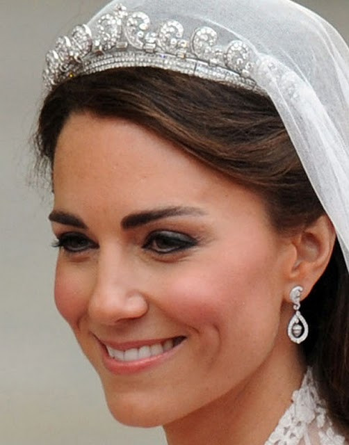 Kate Middleton Wedding Makeup
 How not to do bridal makeup Kate Middleton Style