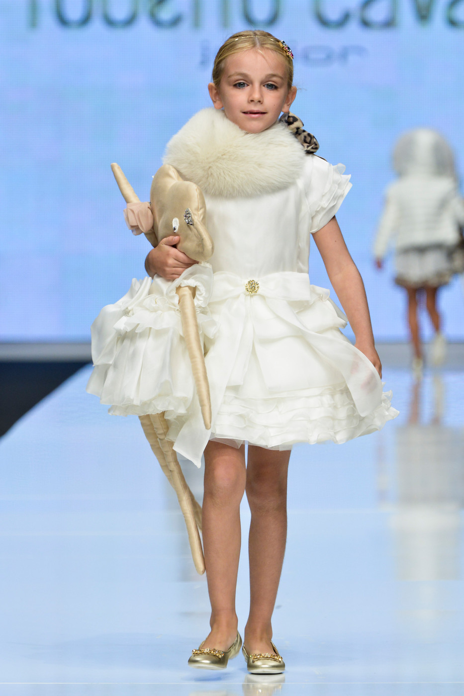 Kids High Fashion
 Fashion Kids For Children In Crisis lus at Milan Fashion