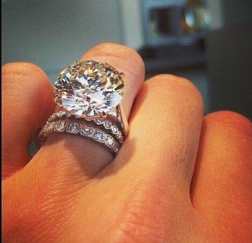 Large Wedding Rings
 Massive engagement ring