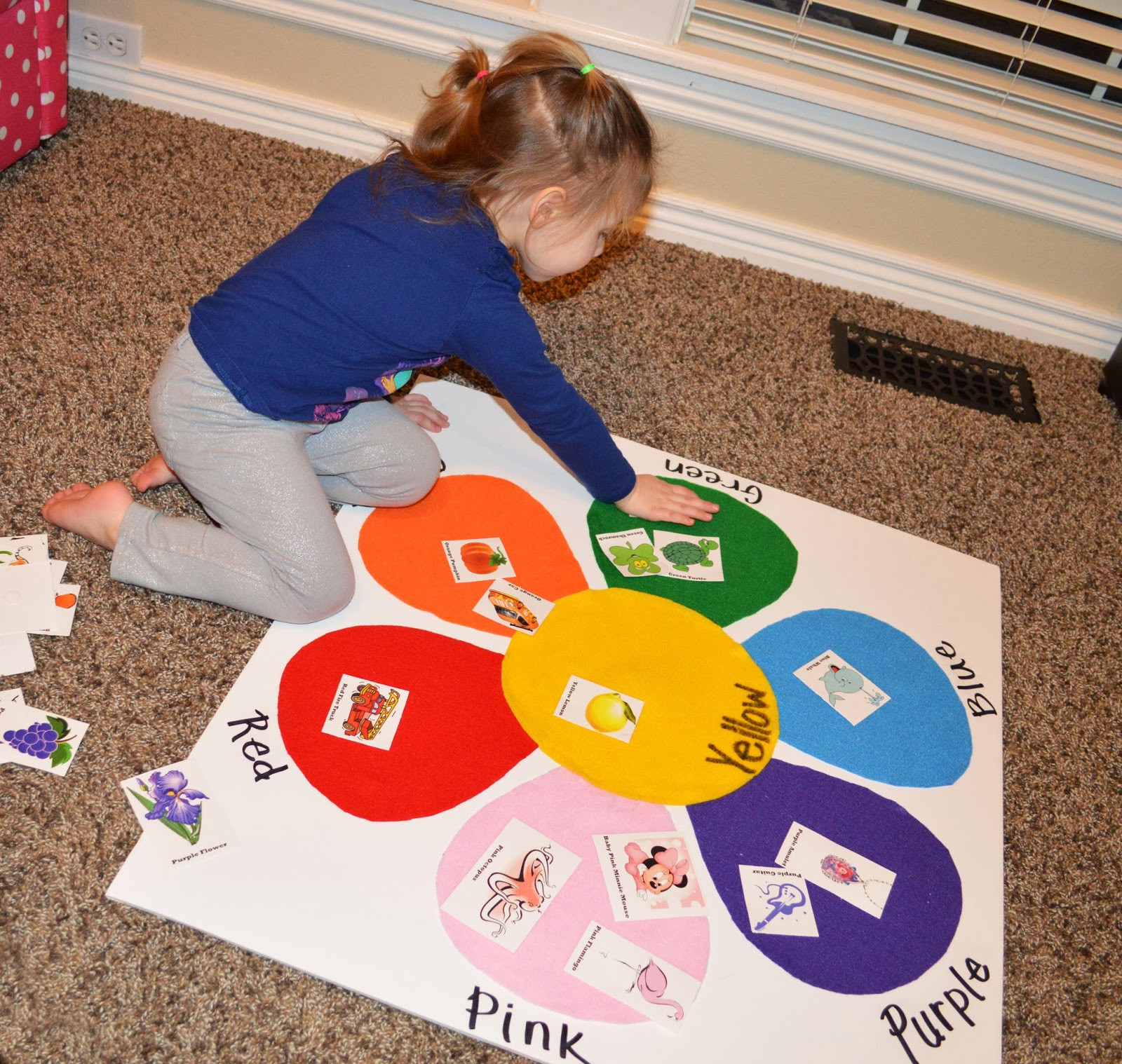 Learning Crafts For Preschoolers
 Toddler Color Matching Felt Board with Picture Identification