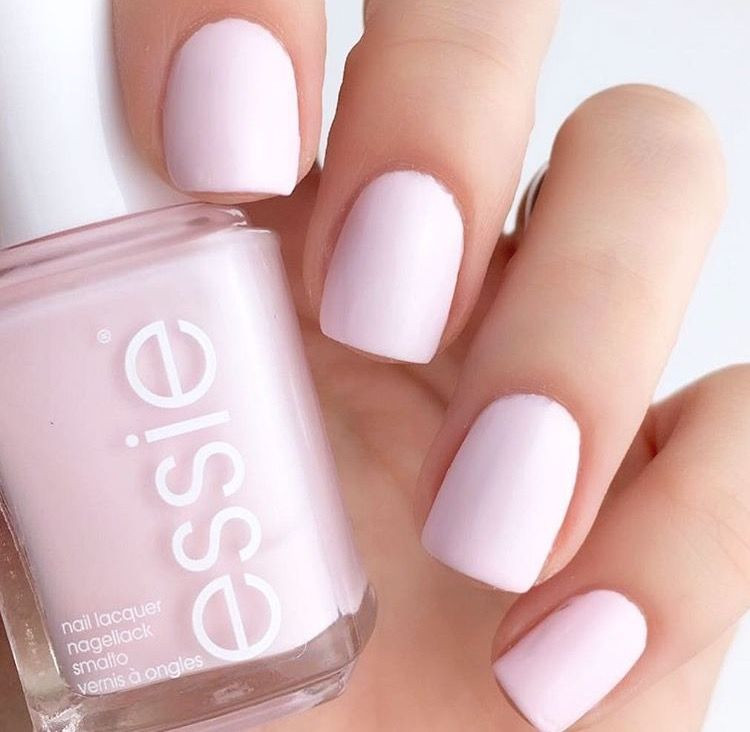 Light Nail Colors
 Essie s Fiji somehow always manages to make me look like I