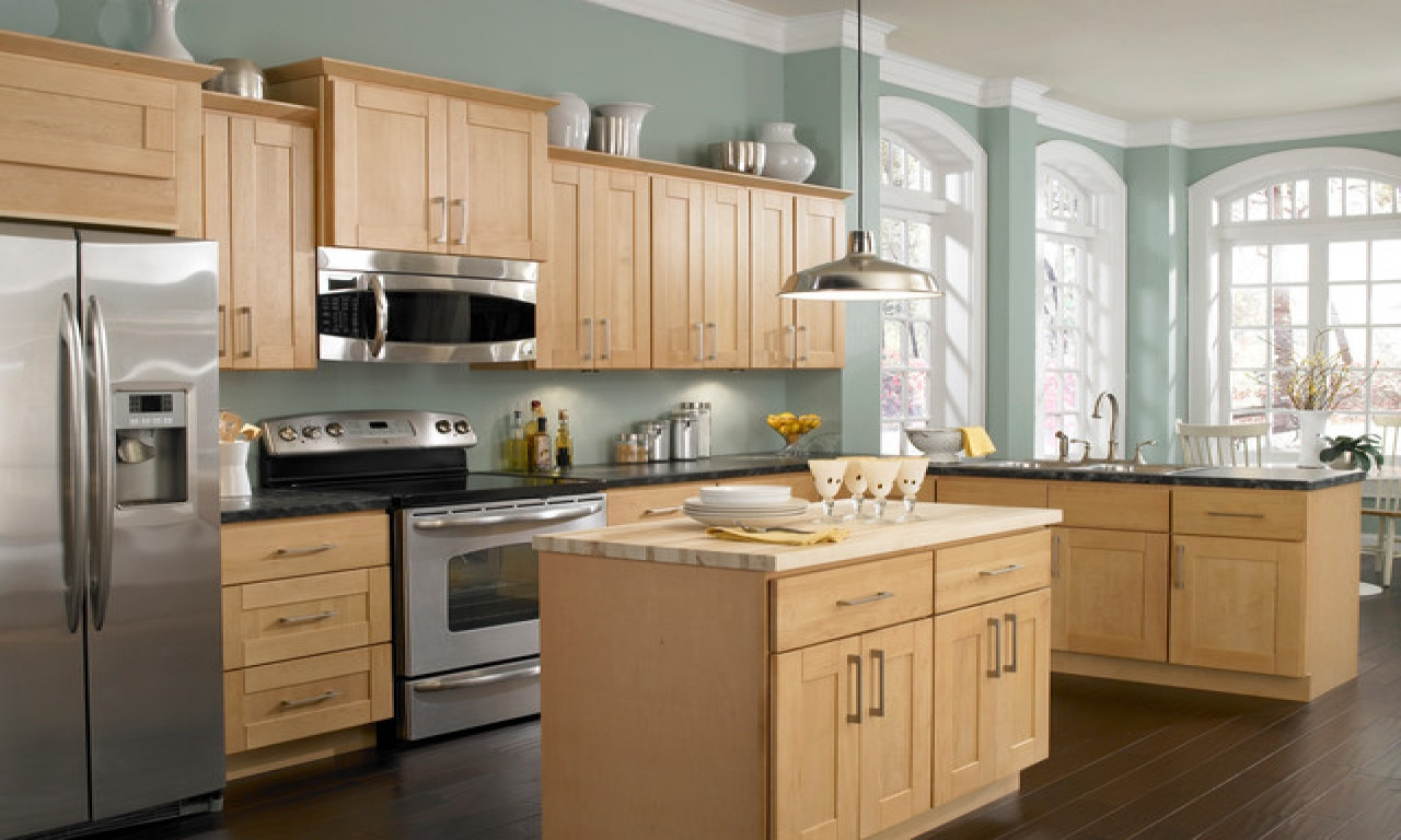Light Paint Colors For Kitchen
 Kitchen Paint Colors With Light Wood Cabinets
