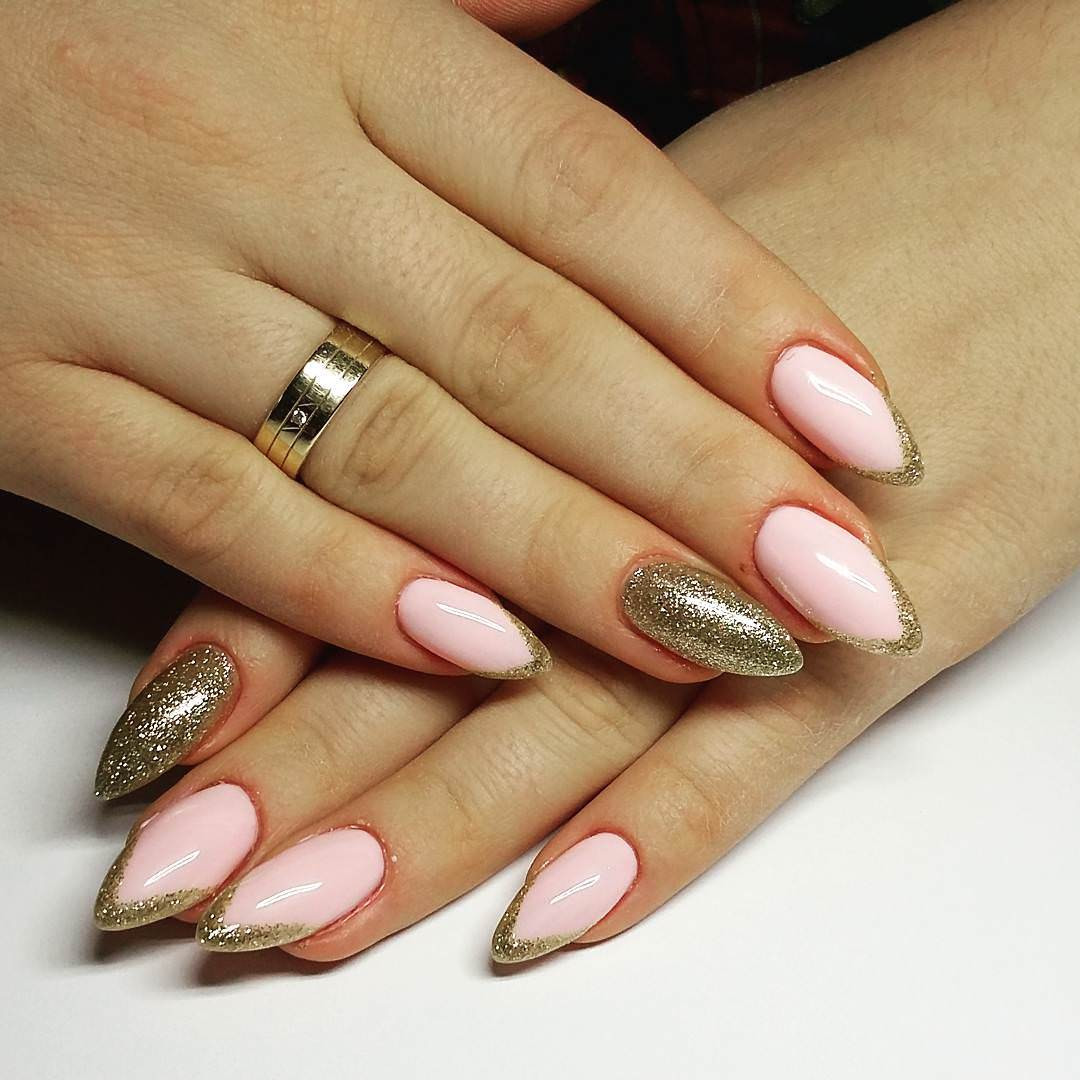 Light Pink Nails With Gold Glitter
 Top 45 Amazing Light Pink Acrylic Nails