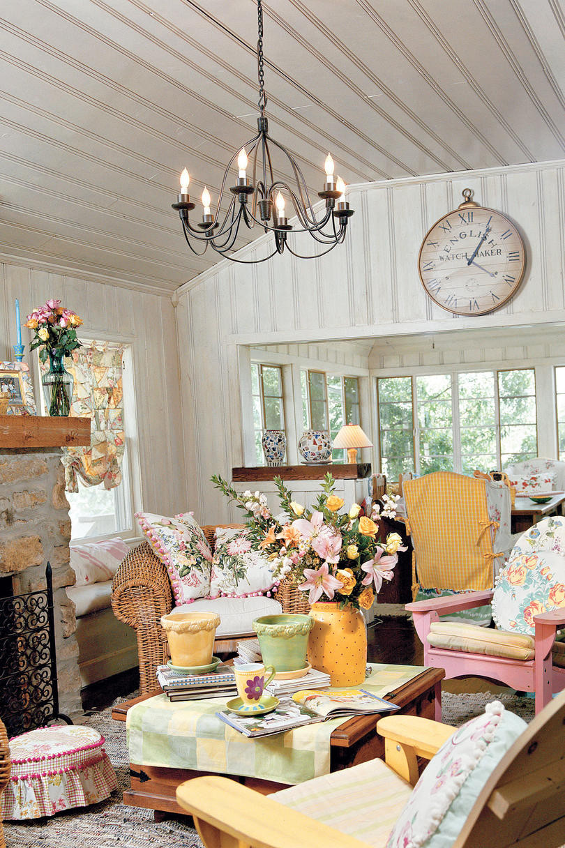 Living Room Centerpieces Ideas
 106 Living Room Decorating Ideas Southern Living