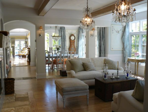 Living Room Chandelier Ideas
 7 Ideas For Using Chandeliers In The House