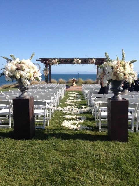 Los Angeles Beach Weddings
 delicatedetailsweddings