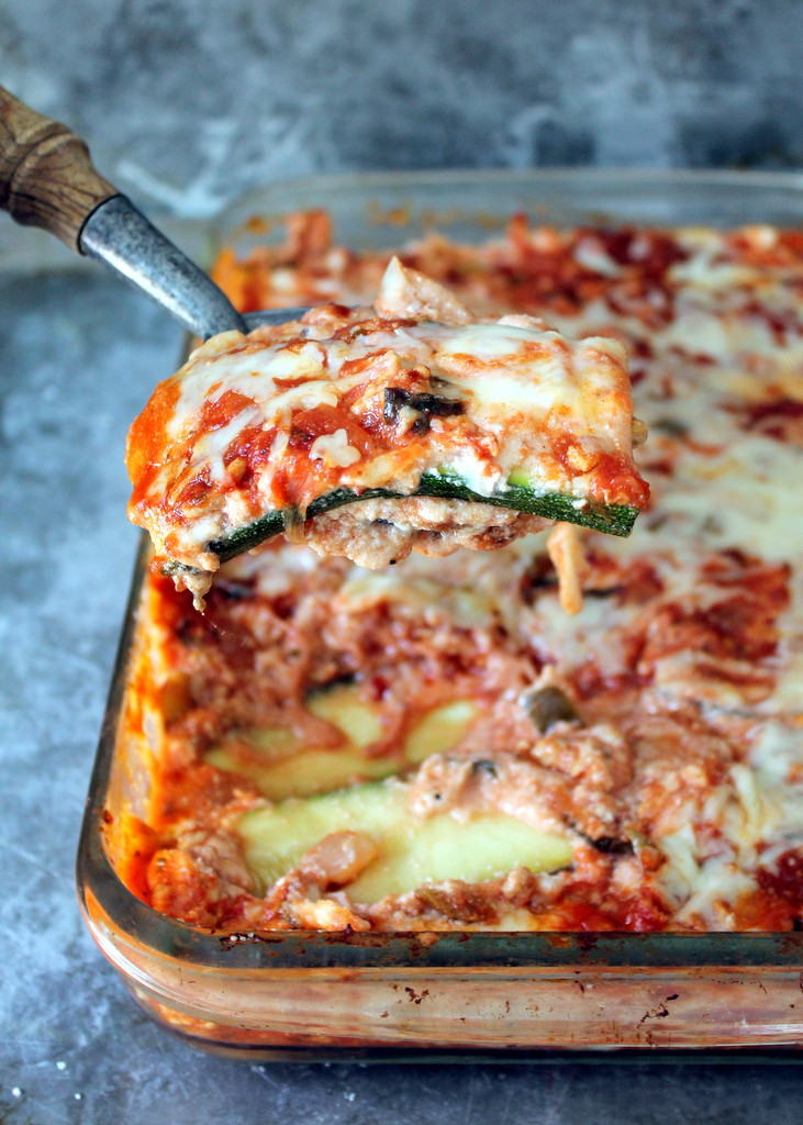 Low Carb Zucchini Recipes
 Low Carb Zucchini Lasagna with Spicy Turkey Meat Sauce