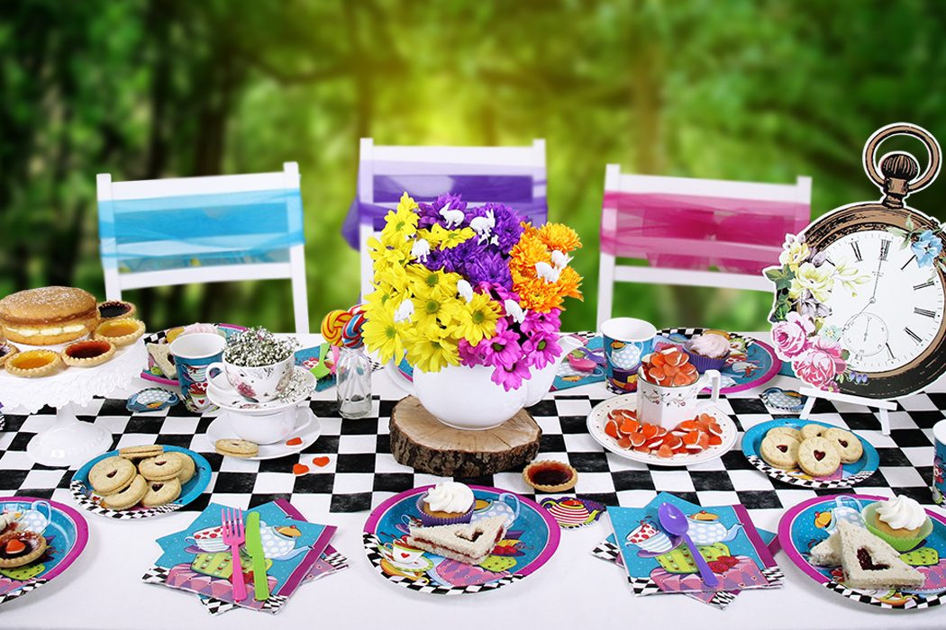 Mad Hatters Tea Party Ideas
 How to Throw a Mad Hatter s Tea Party