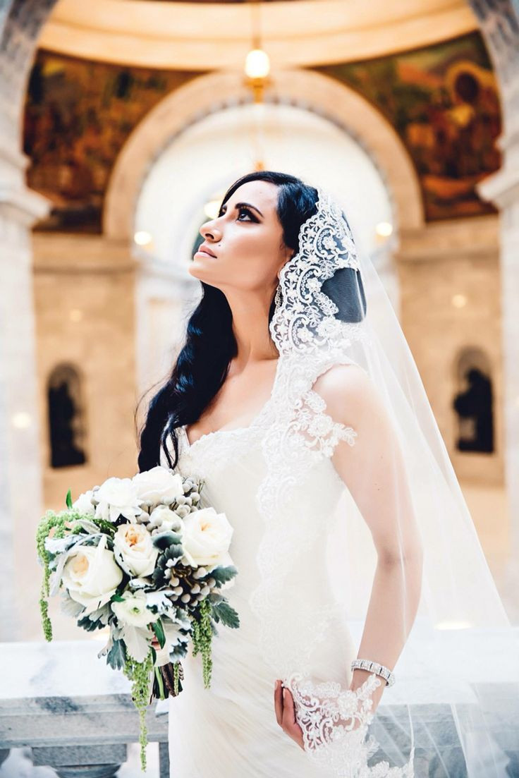 Mexican Wedding Veils
 The 25 Best Spanish Wedding Veils Ideas Pinterest