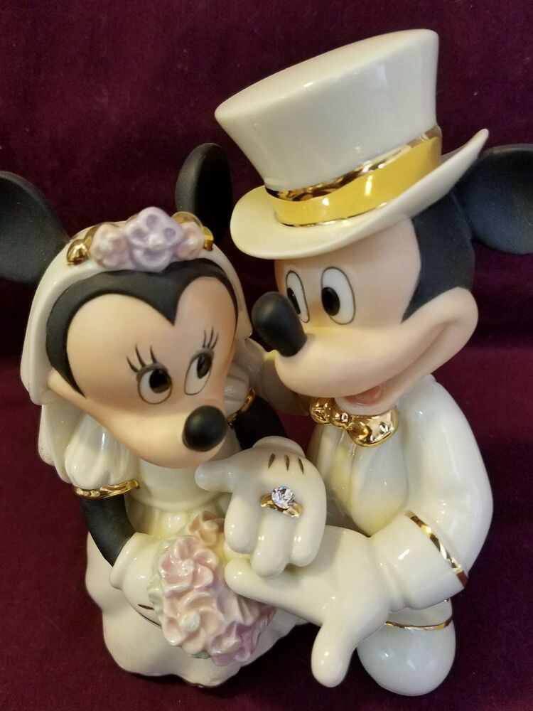 Mickey And Minnie Wedding Cake Topper
 Mickey Mouse & "Minnie s Dream Wedding" Disney LENOX Cake