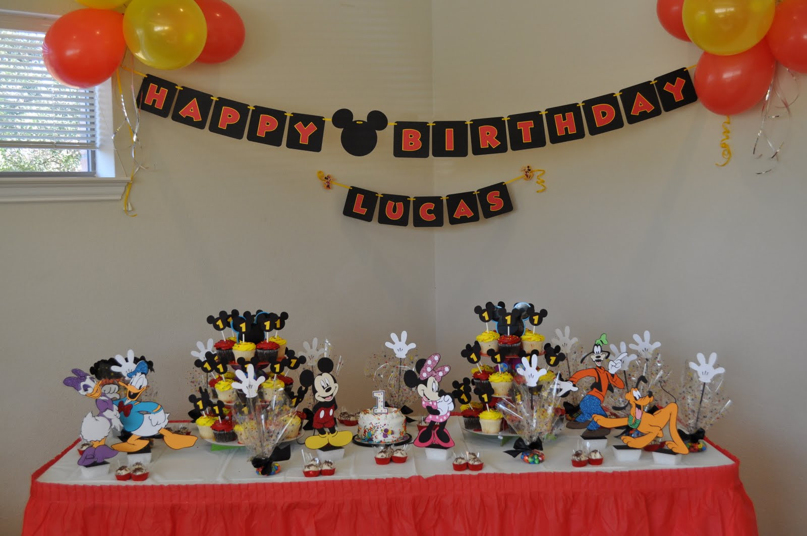 Mickey Mouse Clubhouse Birthday Party Ideas 2 Year Old
 Tx Scrapper Mom Mickey Mouse Clubhouse Birthday