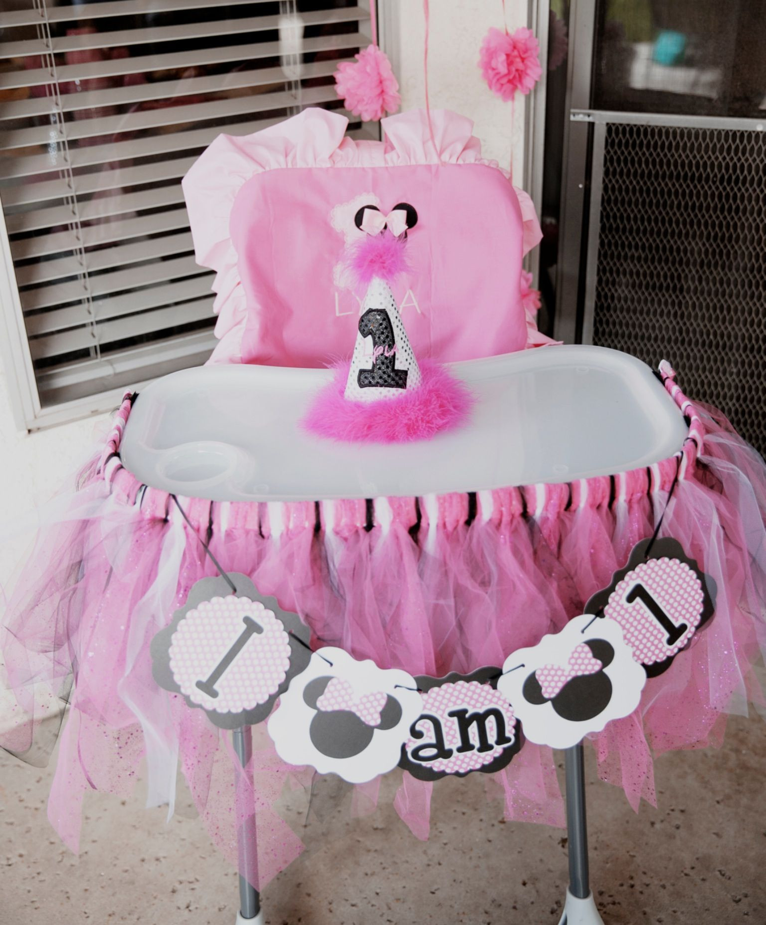 Minnie Mouse 1st Birthday Party Decorations
 Minnie Mouse high chair I am one first birthday Minnie