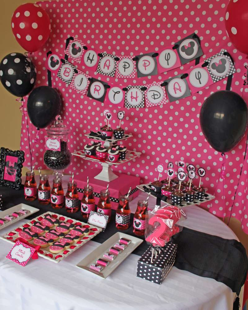 Minnie Mouse Birthday Party Decorations
 Minnie Mouse Birthday Party Ideas 6 of 12