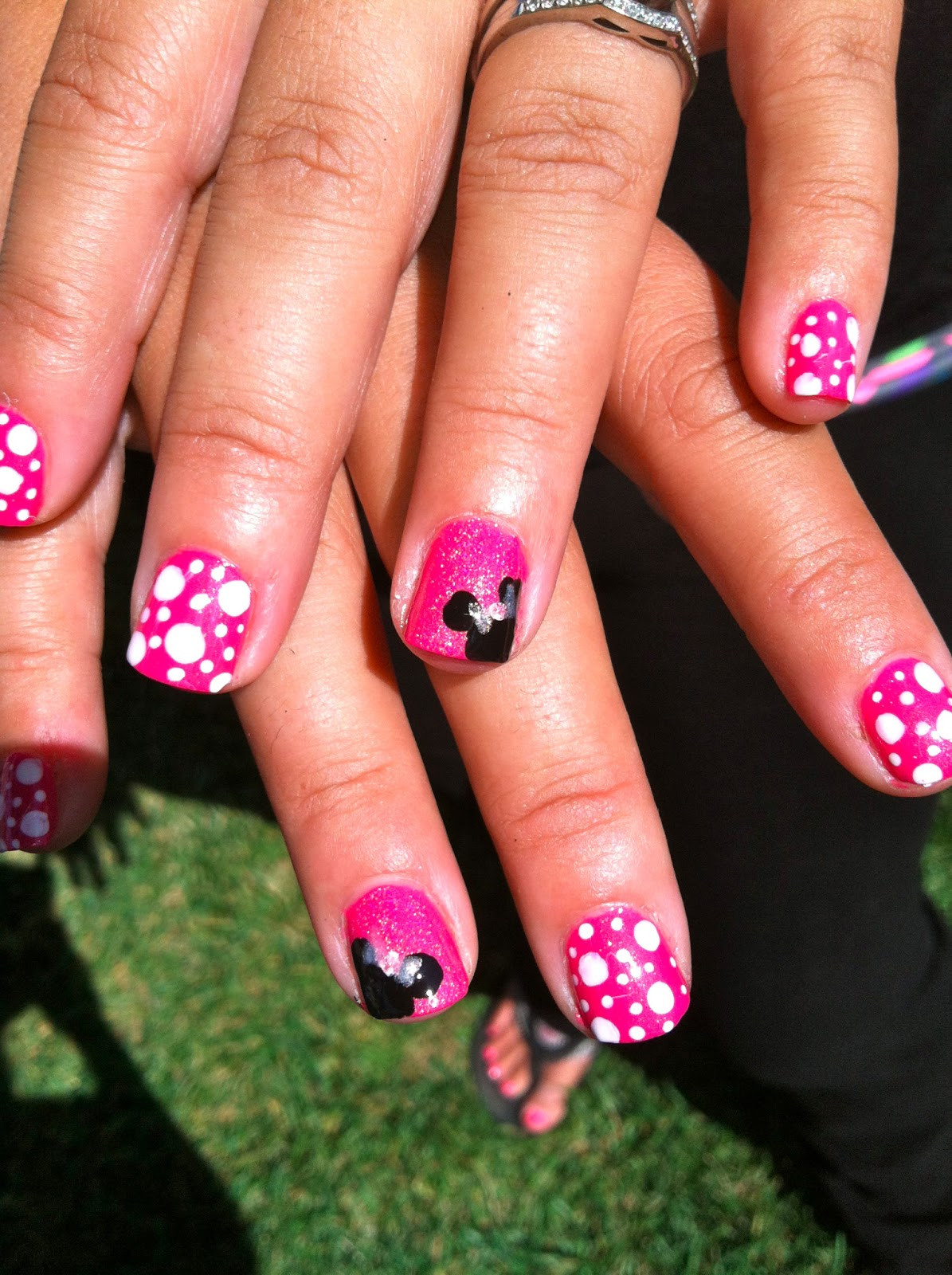 Minnie Mouse Nail Designs
 Coco Bean Inspirations Minnie Mouse Nail Art