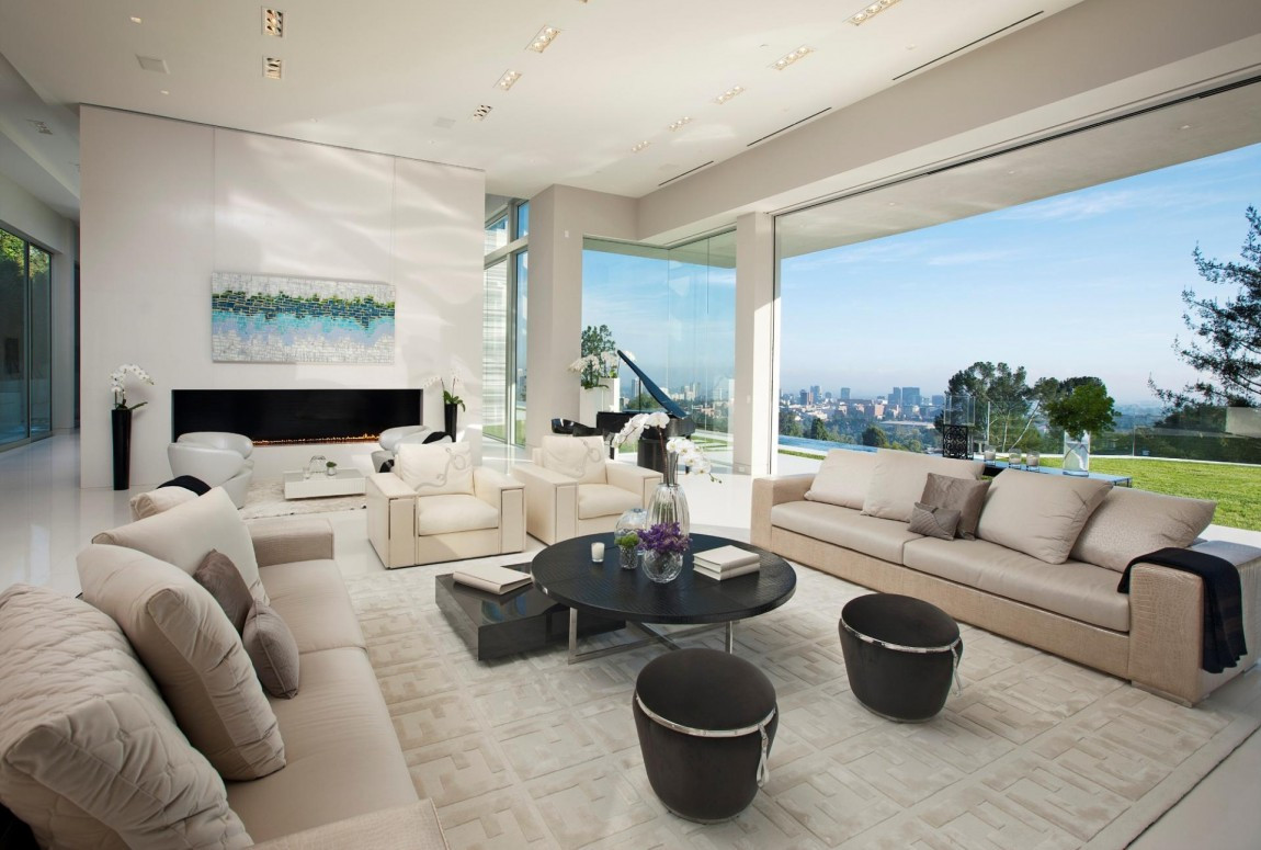 Modern House Living Room
 Modern Home With Lovely City Views Bel Air Los
