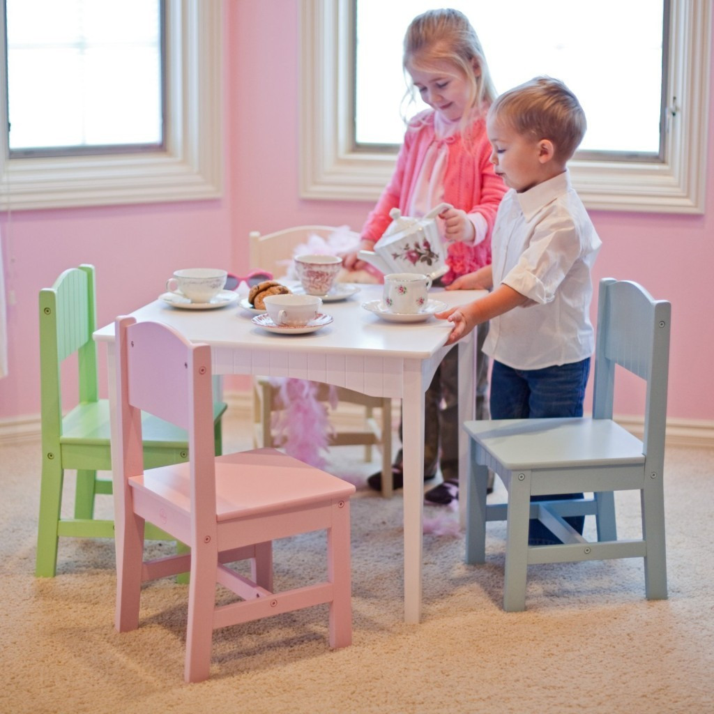 Modern Kids Table And Chair
 Modern Kids Table and Chairs Design Options