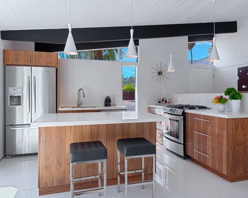 Modern Small Kitchen
 How to Accessorize a Small Modern Kitchen Home Decor