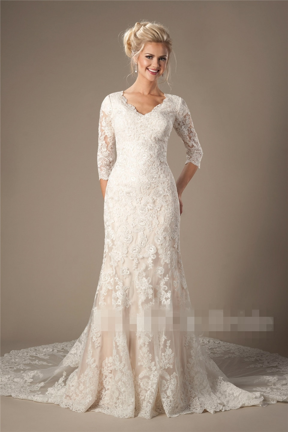 Modest Wedding Gowns With Sleeves
 Vintage Champagne Mermaid Modest Wedding Dresses With 3 4