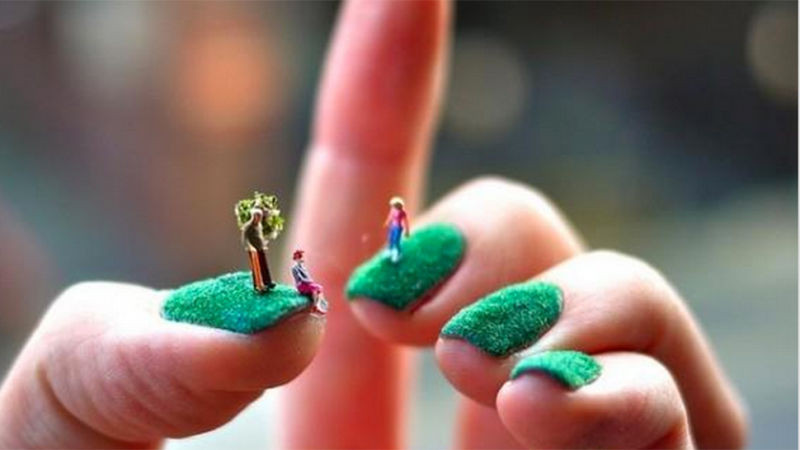 Most Beautiful Nails In The World
 This Is the Most Beautiful And Impractical Nail Art You ve