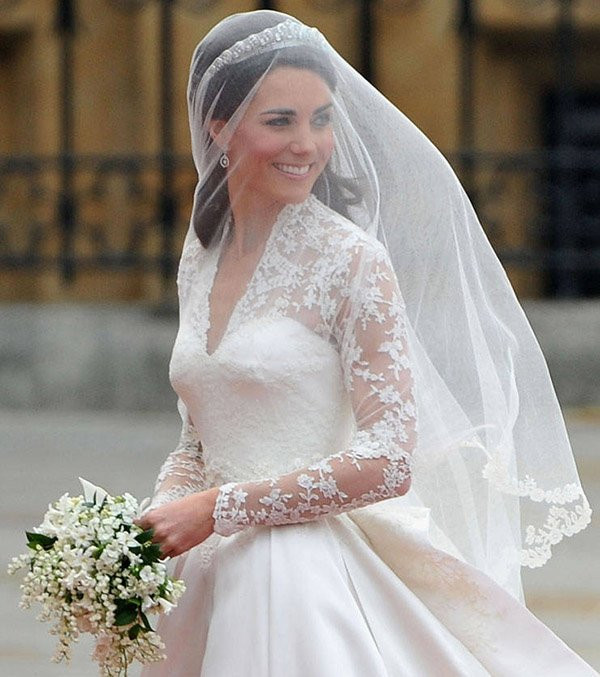 Most Expensive Wedding Gowns
 Top 10 Most Expensive Wedding Dresses Diamonds Silk