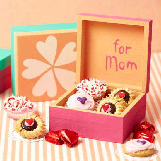 Mother'S Day Gift Ideas
 Painted Treasure Box Mother’s Day Gift Ideas