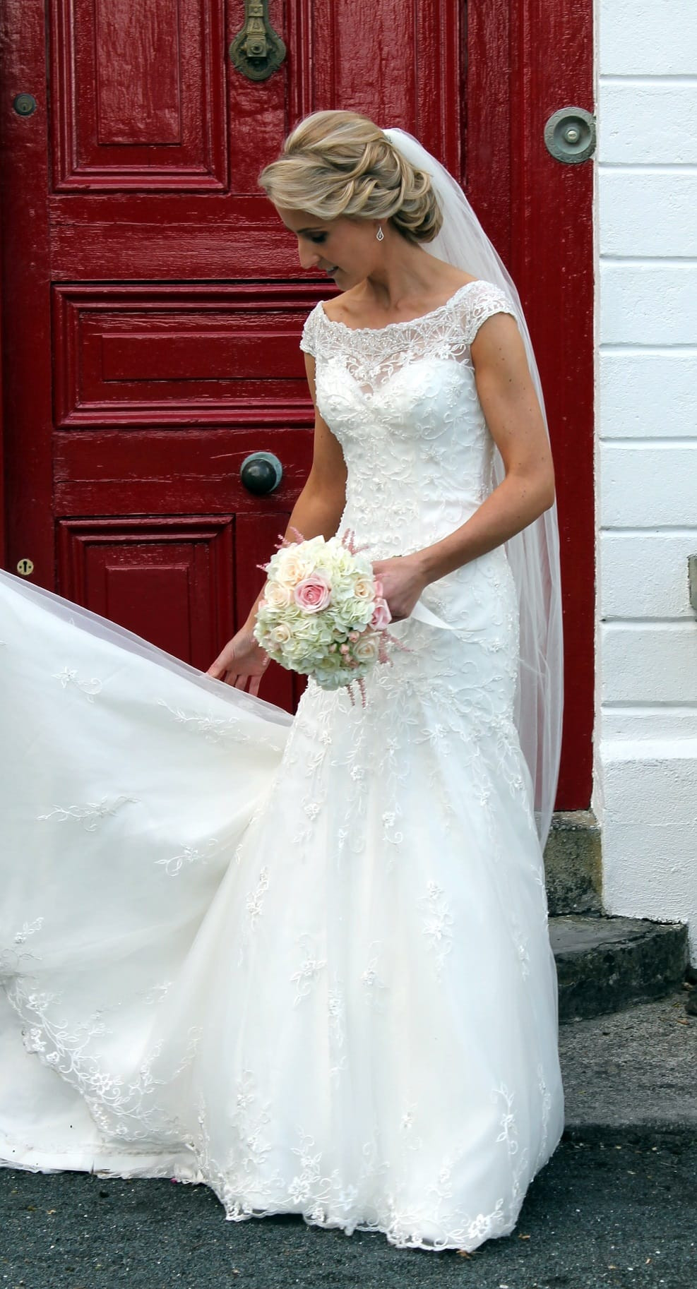 My Wedding Dress
 Maggie Sottero Sell My Wedding Dress line