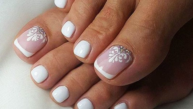 Nail Designs For Wedding Day
 20 Gorgeous Wedding Nail Designs for Brides The Trend