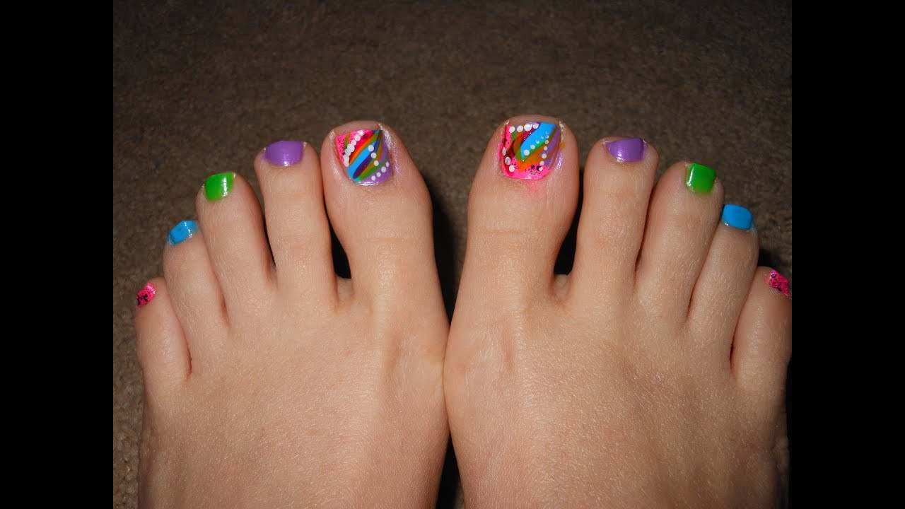 Nail Ideas For Summer
 Multicolor abstract toe nails for Spring and Summer