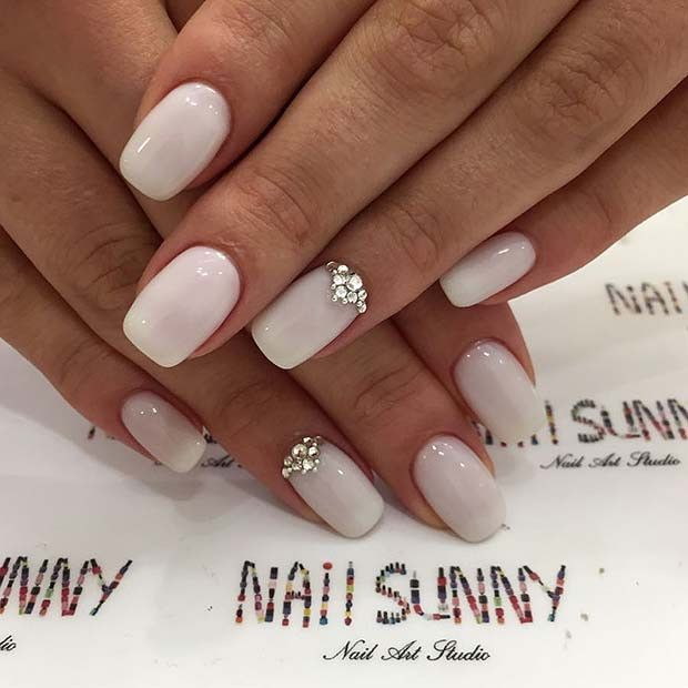 Nails For A Wedding
 23 Pretty Wedding Nail Ideas for Brides to Be