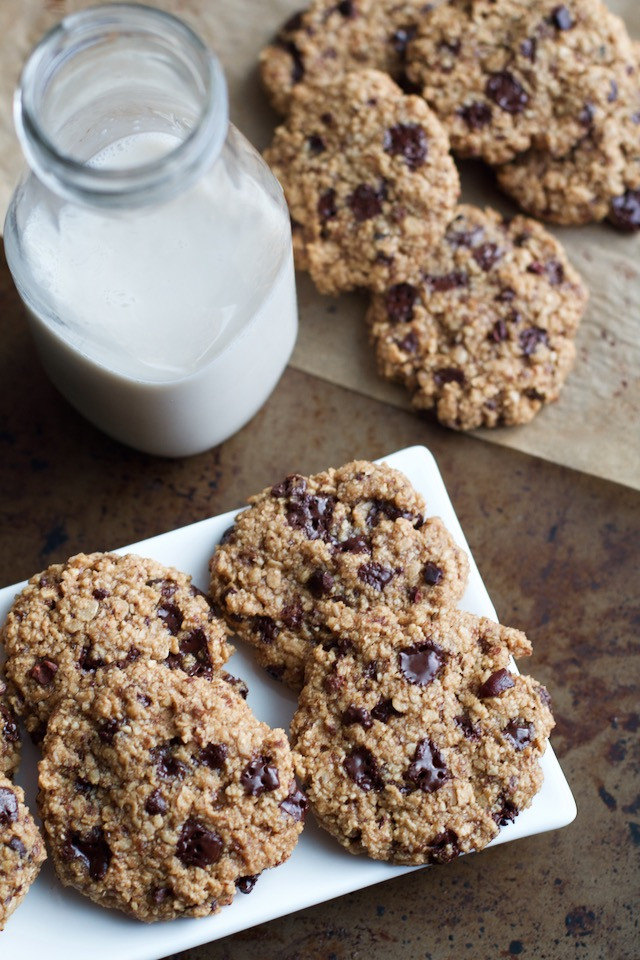 Oatmeal Cookies Without Flour
 Dark Chocolate Almond Oatmeal Cookies