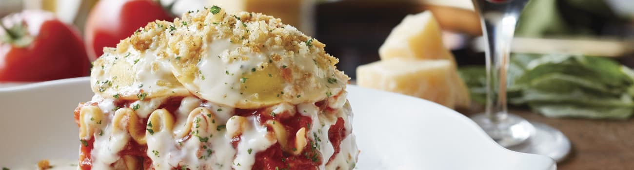 Olive Garden Seafood Lasagna
 Olive Garden Is fering Four New Lasagnas for a Limited Time
