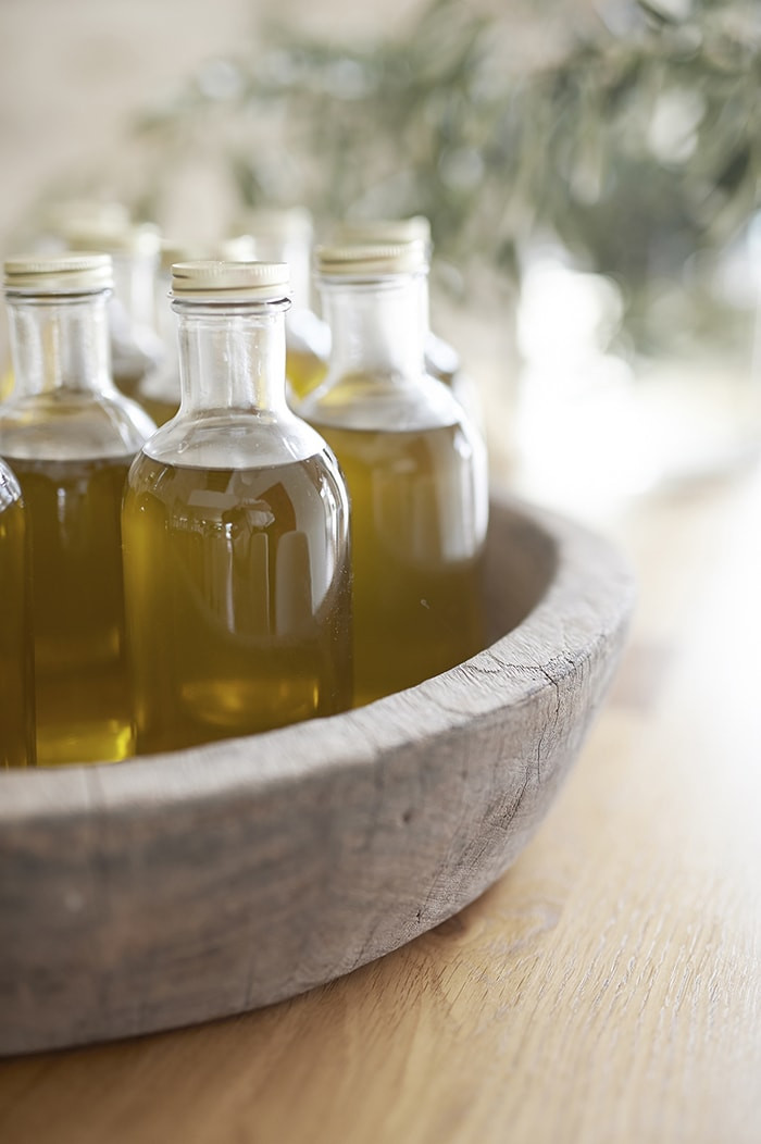 Olive Oil Wedding Favors
 Chic Dinner Party Destination Wedding in Italy ce Wed