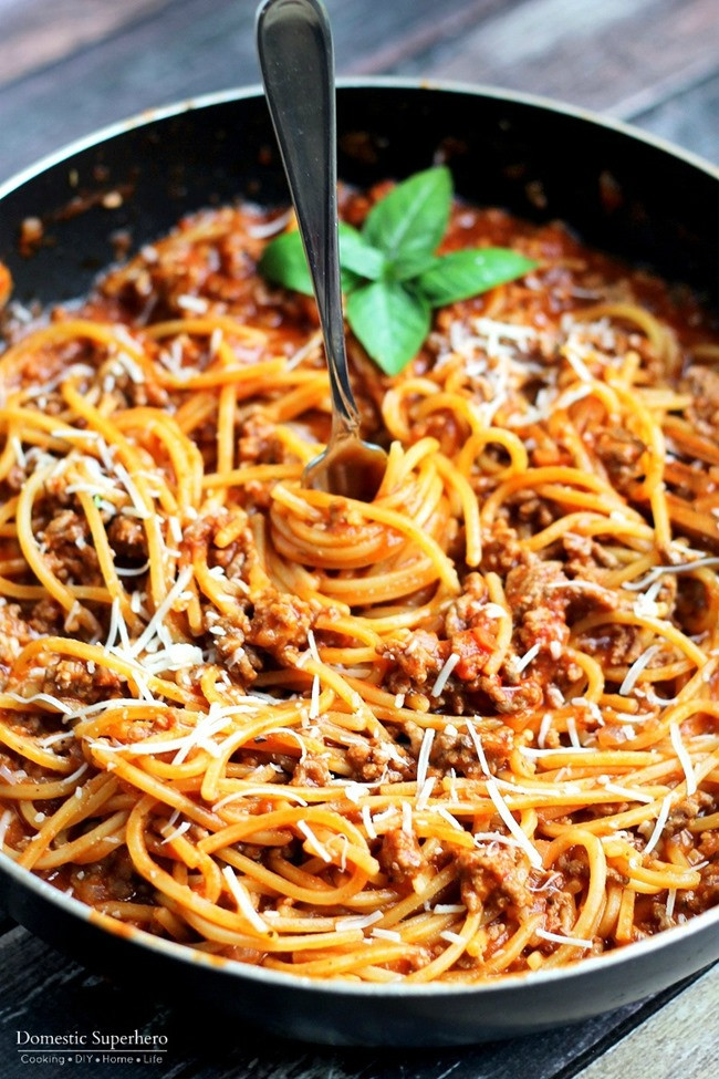 One Pot Spaghetti Recipe
 e Pot Spaghetti with Meat Sauce • Domestic Superhero