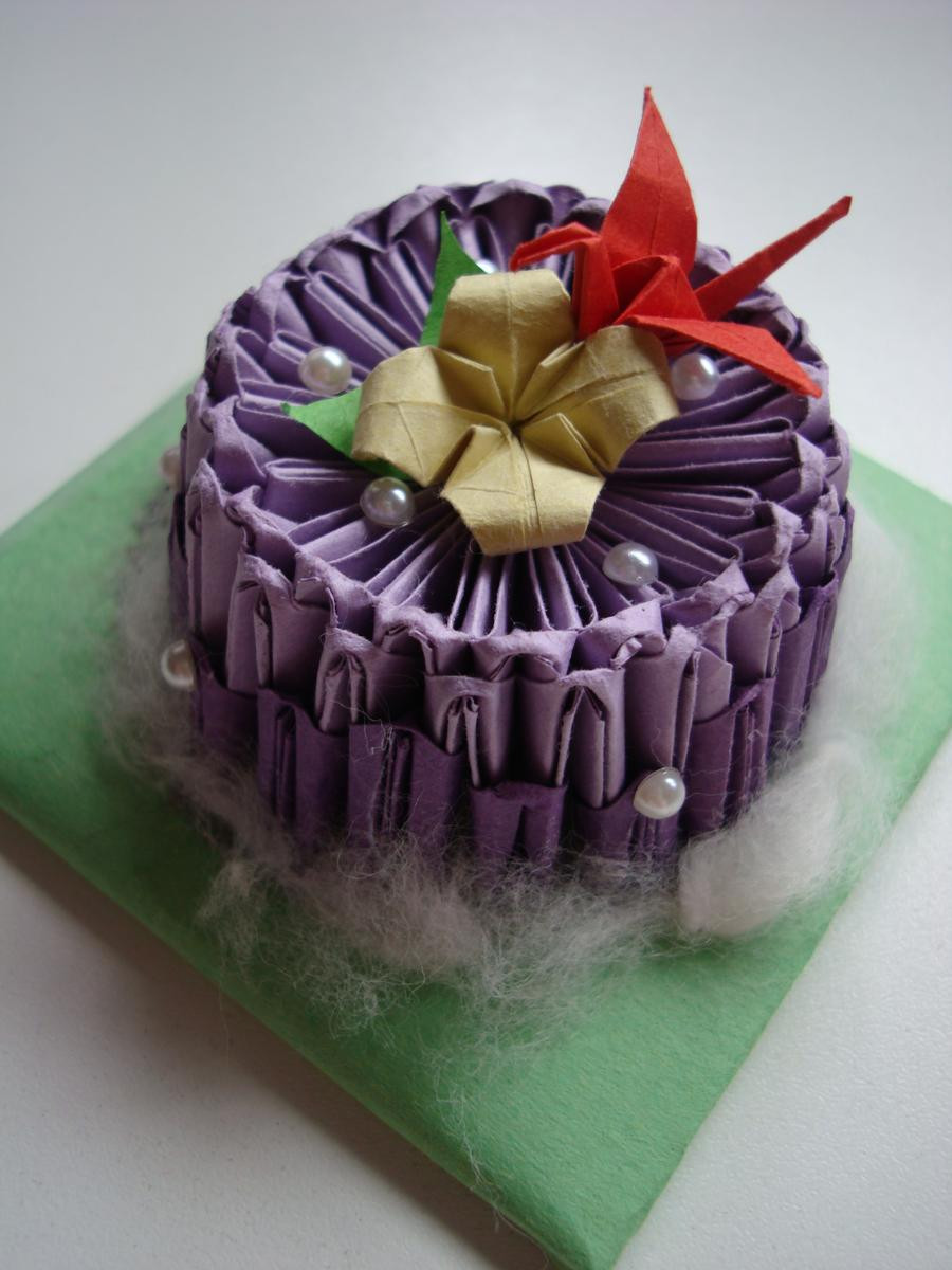 Origami Birthday Cake
 Origami Cake by mizzy azn on DeviantArt