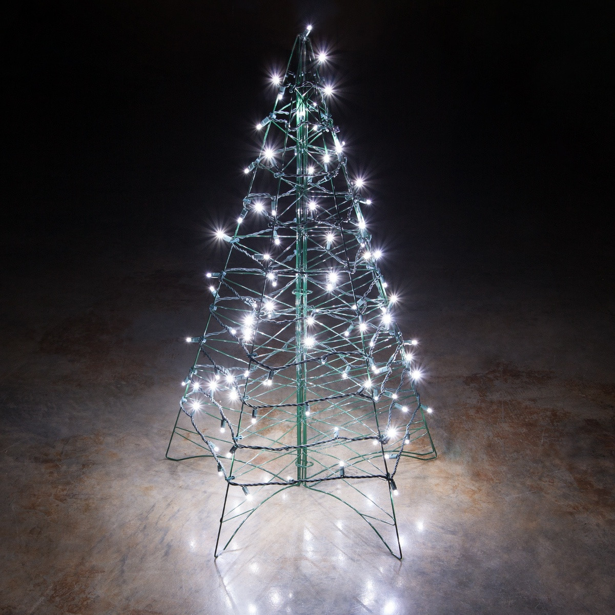 Outdoor Lighted Christmas Trees
 Lighted Cool White LED Outdoor Christmas Tree