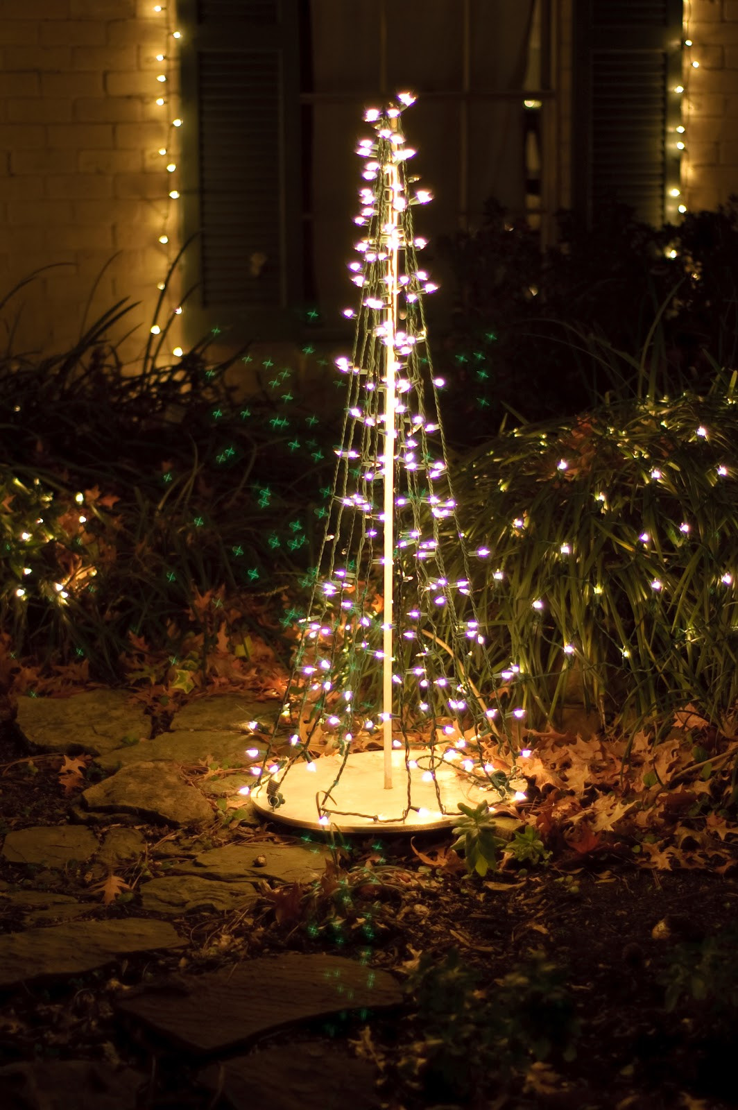 Outdoor Lighted Christmas Trees
 Lilybug Designs Outdoor Christmas Tree