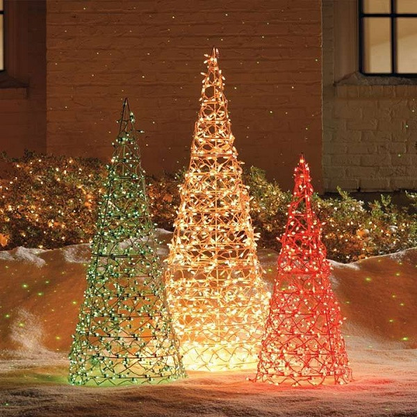 Outdoor Lighted Christmas Trees
 95 Amazing Outdoor Christmas Decorations DigsDigs