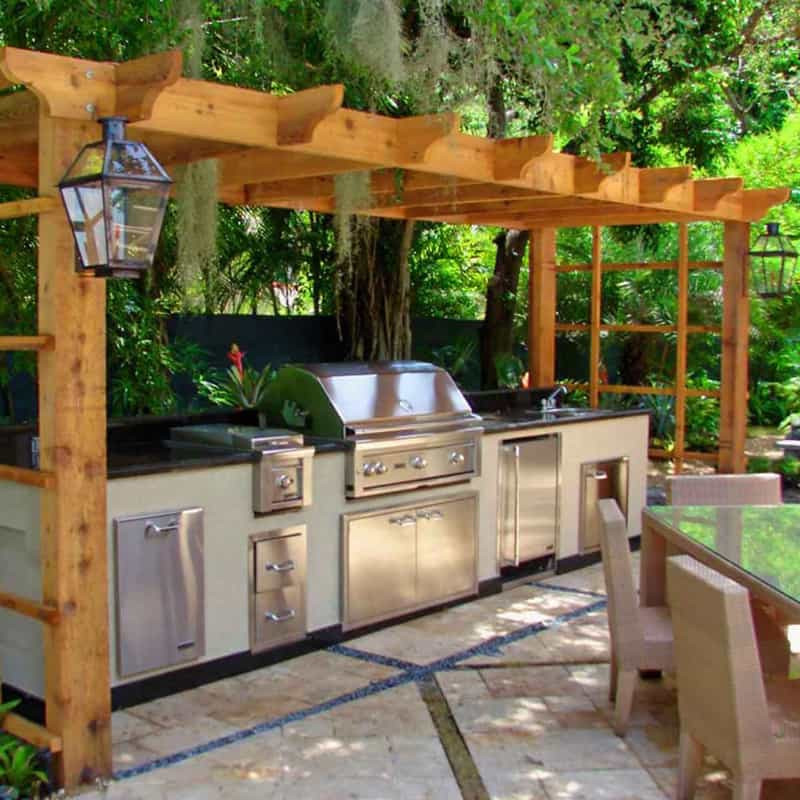 Outdoor Patio Kitchen Designs
 30 Outdoor Kitchens and Grilling Stations