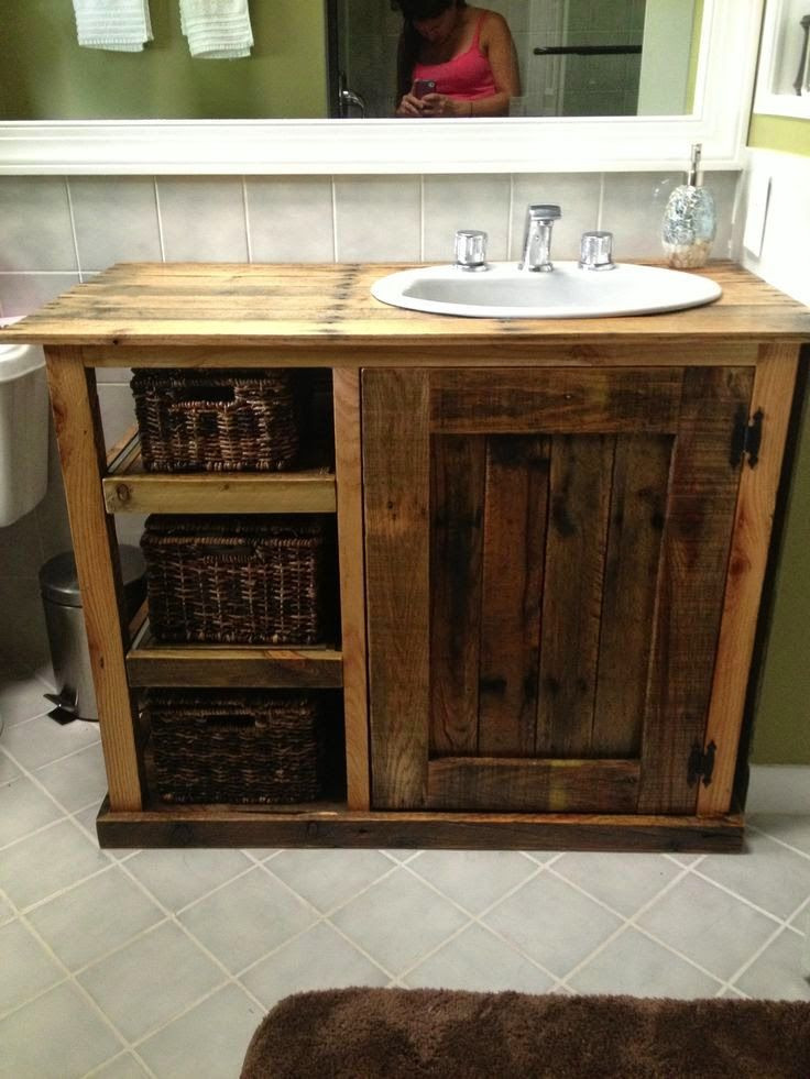 Pallet Bathroom Vanity
 90 Incredible Wood Projects