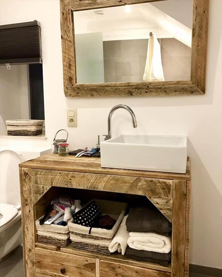 Pallet Bathroom Vanity
 DIY Pallet Bathroom Vanity and Mirror Pallets Pro