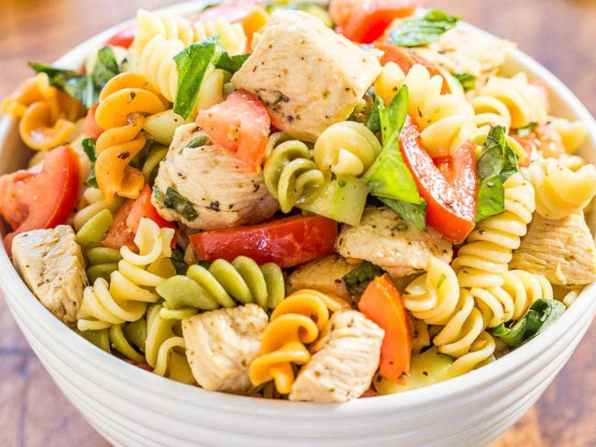 Pasta Salad Calories
 Garden Pasta Salad Recipe and Nutrition Eat This Much